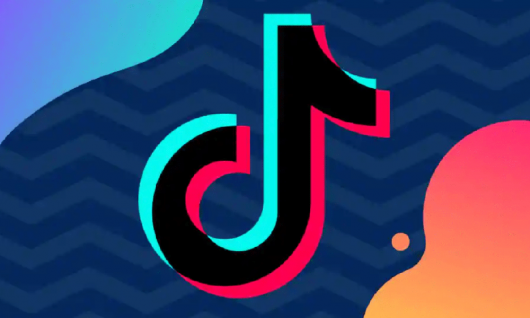 Quand Tiktok rend de nouveau tendance les produits iconiques des années 90